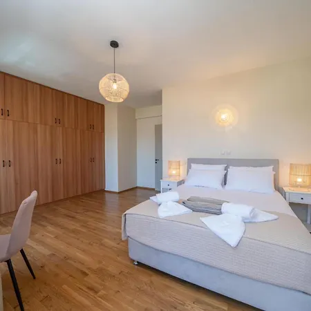 Leonie Villa Fiskardo