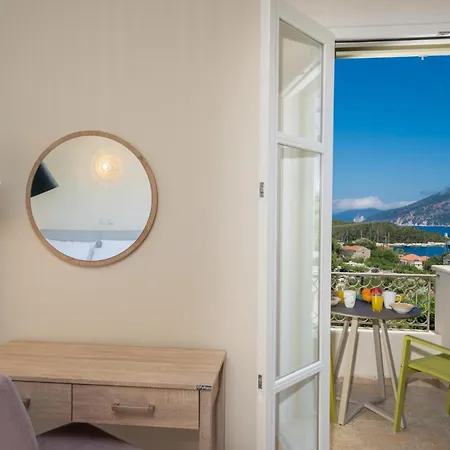 Leonie By Vintage Travel Villa