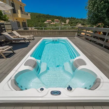 Villa Leonie By Vintage Travel